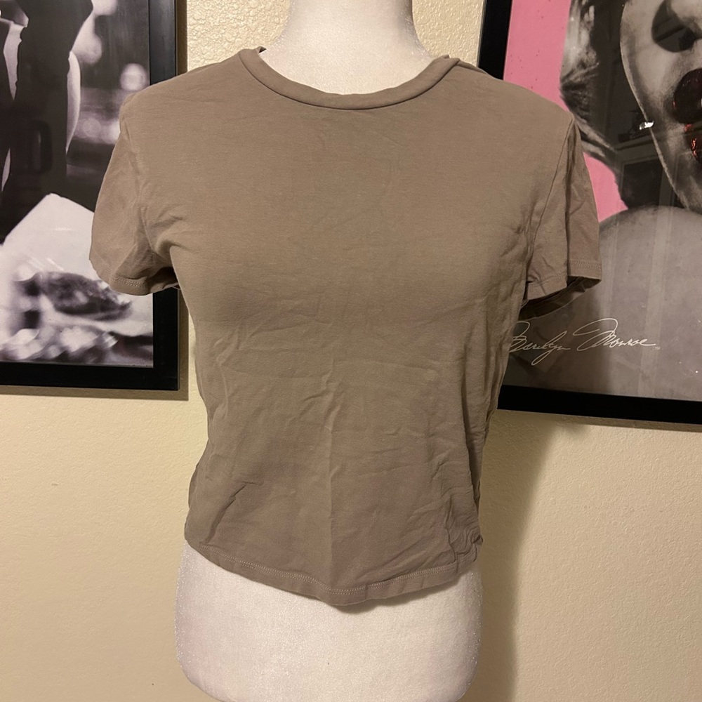 Abercrombie & Fitch Taupe Short Sleeve Tee